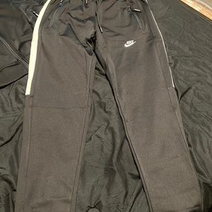 Nike men dri-fit tracksuit size large